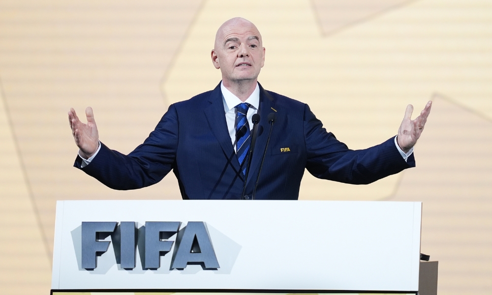 体育环法在尼斯低调开赛 首个赛段克里斯托弗夺冠